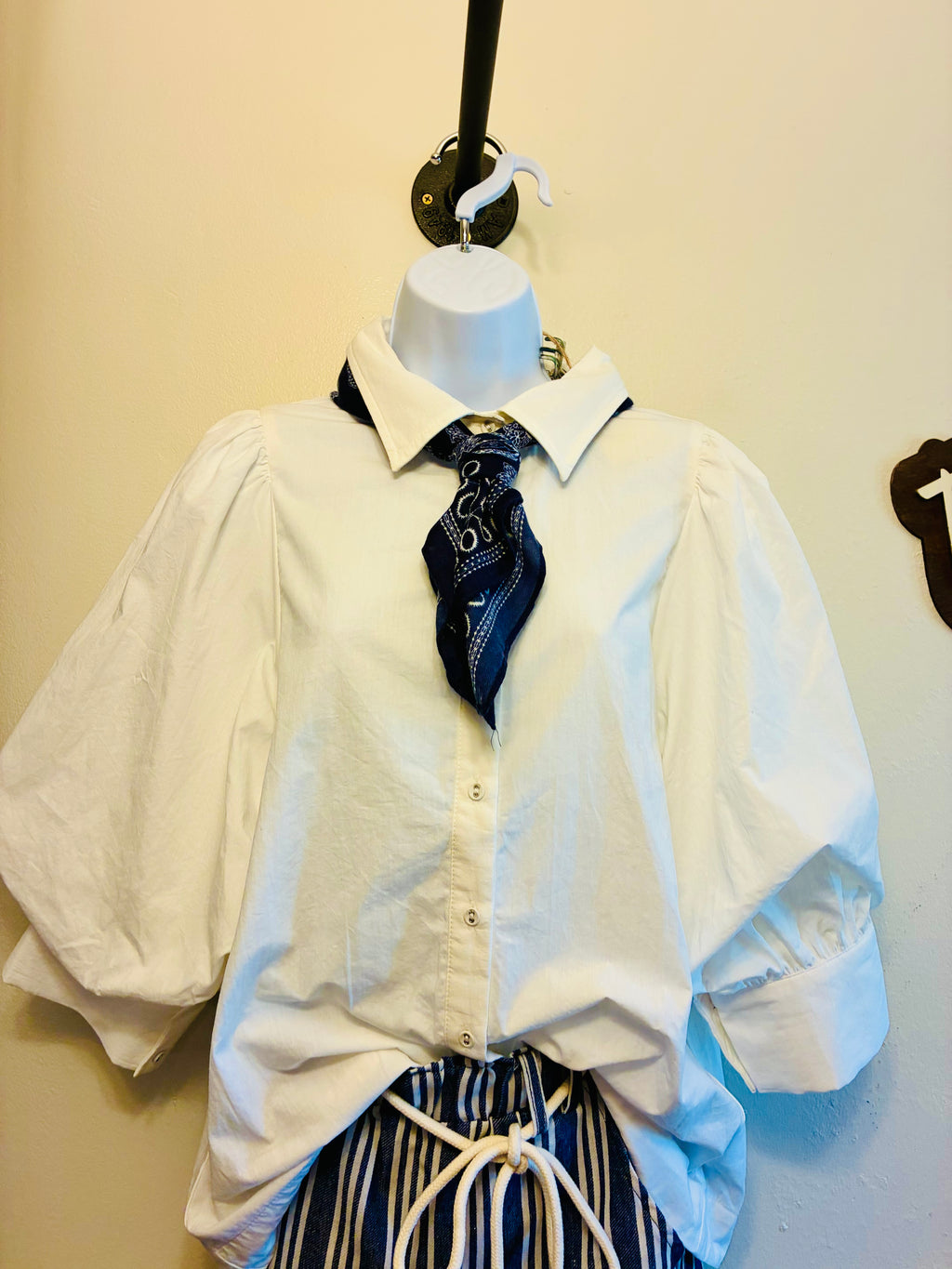 White 3/4 Puffy Sleeve Top with Navy Scarf
