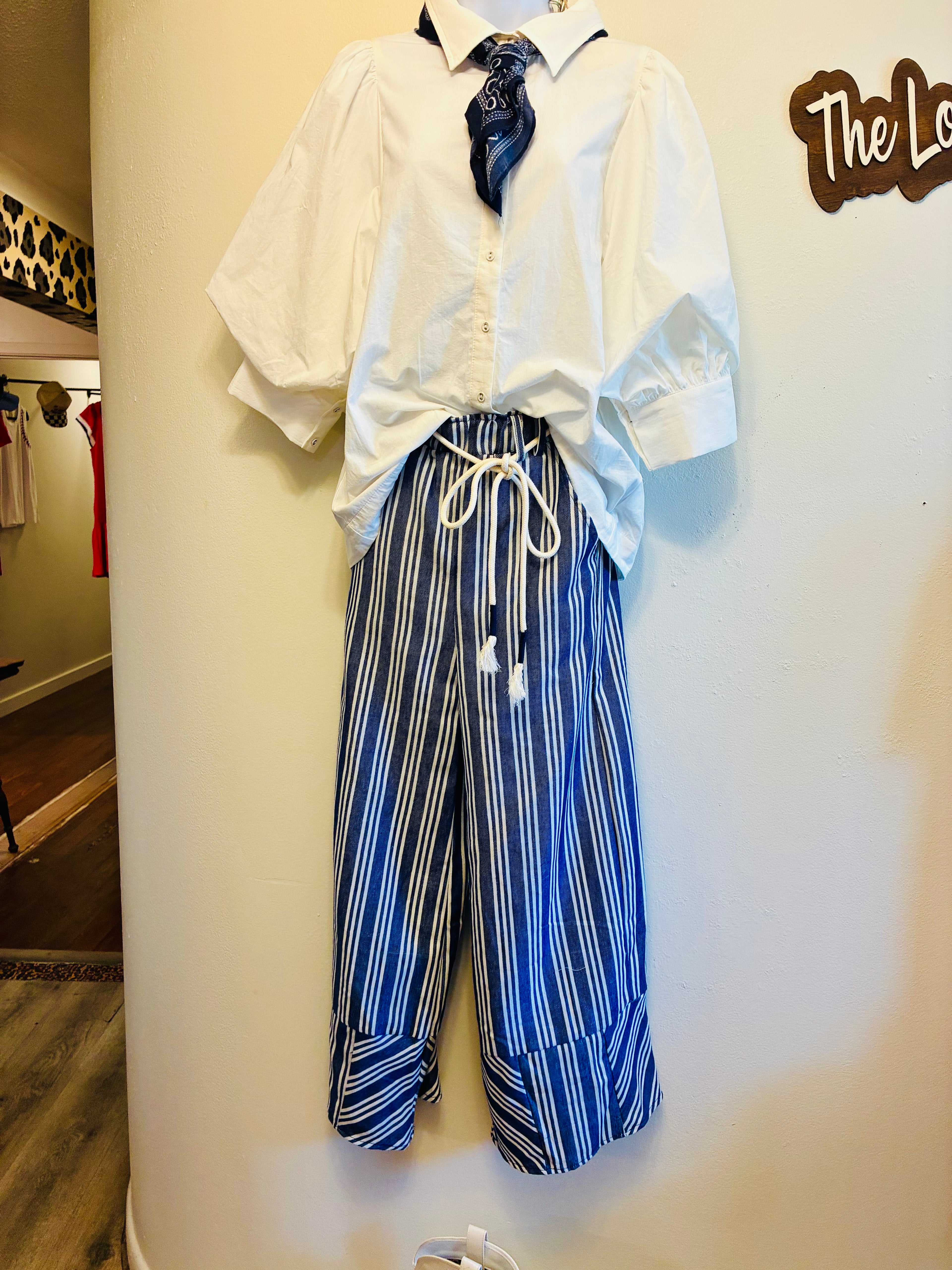 White 3/4 Puffy Sleeve Top with Navy Scarf